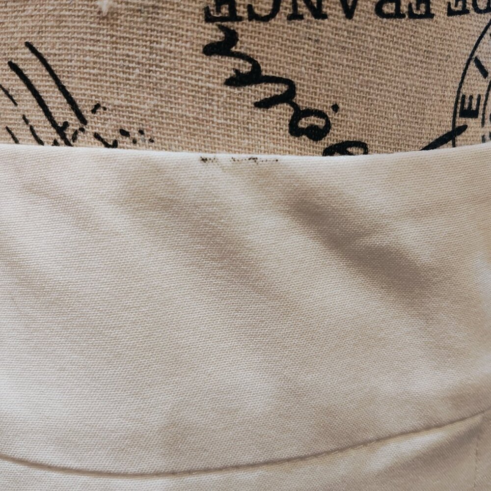 Chadwicks of Boston Katherine Women's White Slacks, Size 16P, Gently Used - Picture 3 of 6